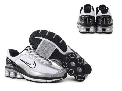 Nike Shox R6-11